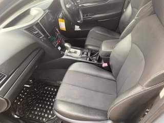 A picture of 2013 Subaru Legacy Silver