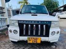 used mitsubishi pajero