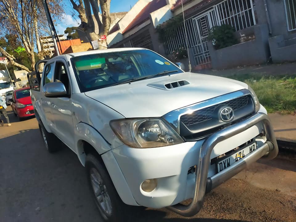 used toyota hilux