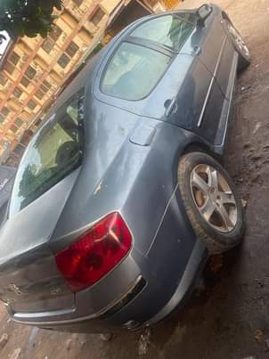 A picture of Peugeot 407 model 2007 automatic