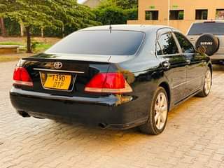 A picture of Toyota Crown
