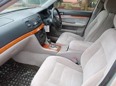 A picture of 2002 Toyota Mark 2 Grande