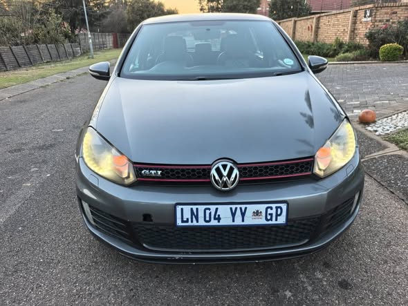 volkswagen golf gti