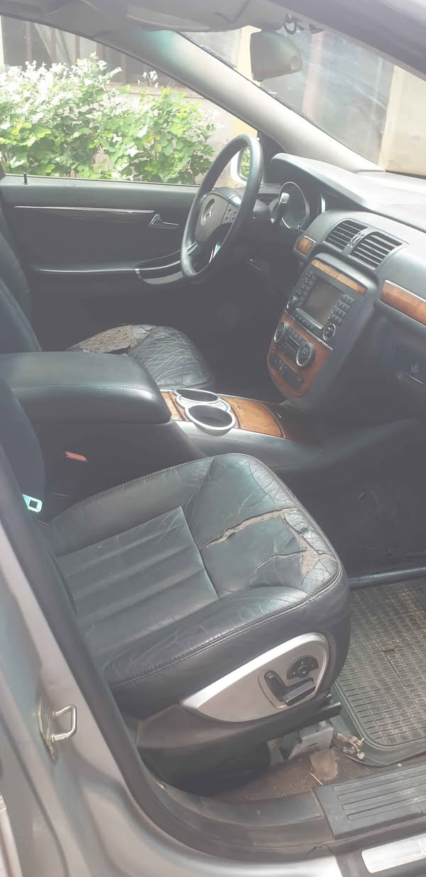A picture of Benz R500