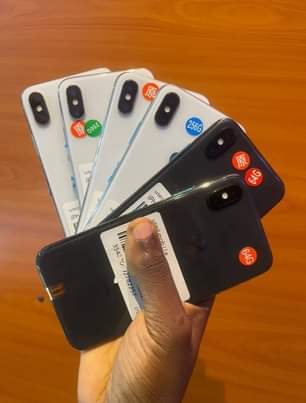 A picture of SMARTPHONES