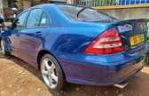 A picture of BENZ COMPRESSER In excellent condition Price 28m only or wtsup