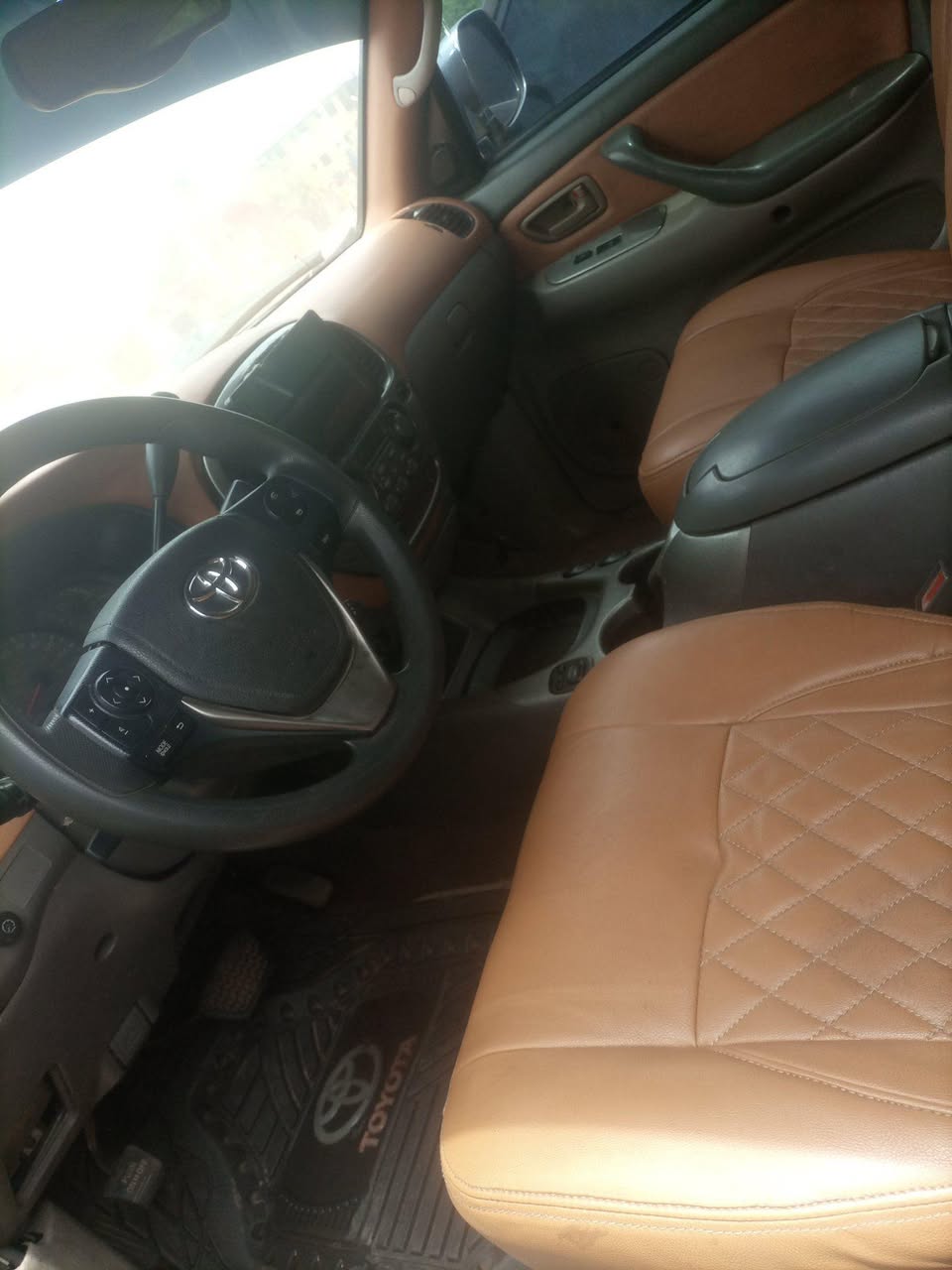 A picture of Toyota Sequoia Upgraded to Land Cruiser