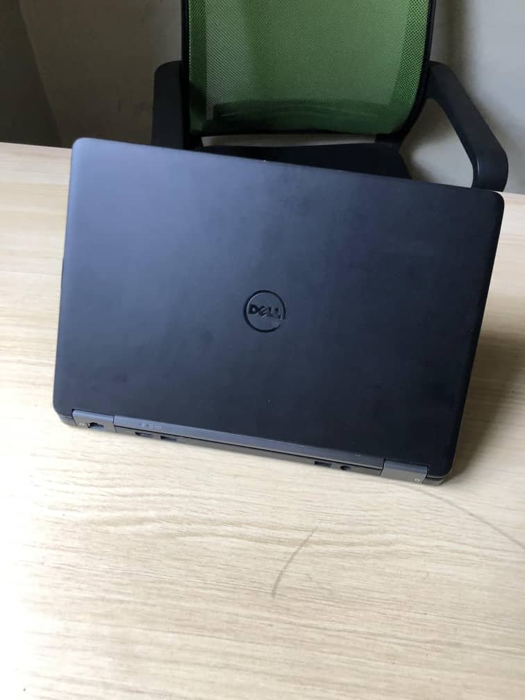A picture of Dell Latitude E7250 i5 5th Gen 256GB SSD 8GB RAM