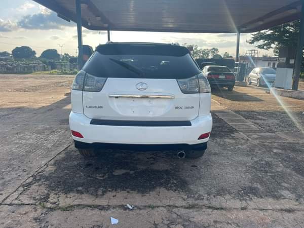 A picture of LEXUS RX330 2007 MODEL WITH DUTY AT KADUNA 7 6