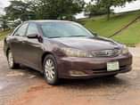 A picture of 2004 model xle 4 plug