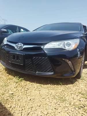 A picture of 2015 16 TOYOTA CAMRY XSE