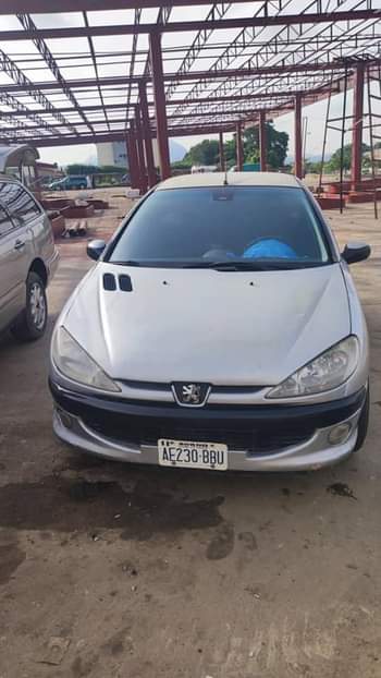 A picture of Car