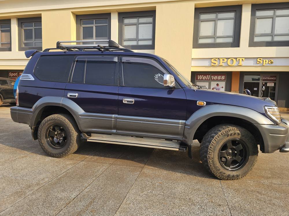 A picture of Prado TX 1kz Diesel 20m WhatsApp 0726057699