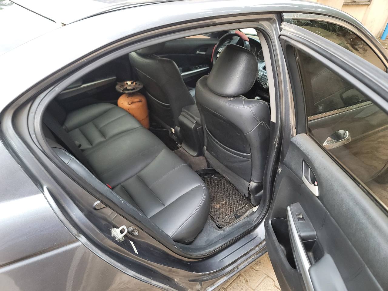 A picture of Car sale