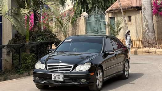 A picture of MERCEDES BENZ C230 YEAR 2006 CLEAN NIGERIAN USED HAS A