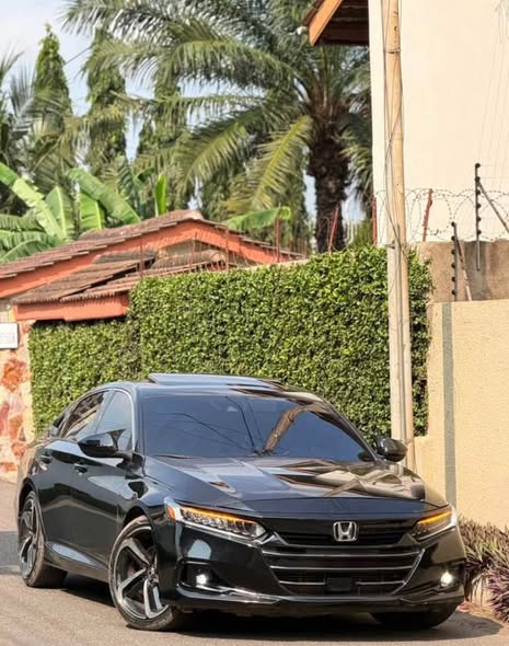 A picture of 2022 Honda accord sports 2 0T