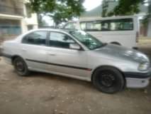 A picture of 2005 Toyota Avensis