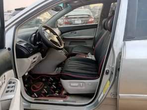 A picture of For sale Slightly used 2006 Lexus RX 330 Full option