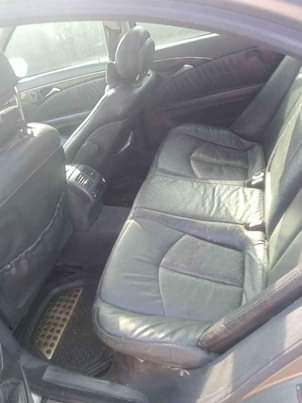 A picture of Benz E240