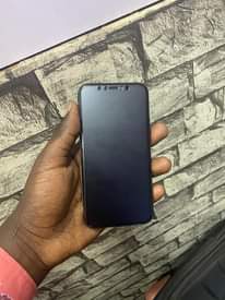 A picture of Iphone 11 pro