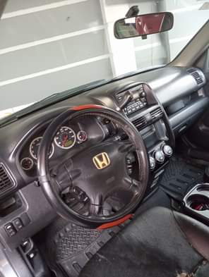 A picture of 2006 Honda CRV 1st body Sharp engine gear and break
