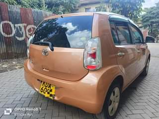 A picture of Toyota passo