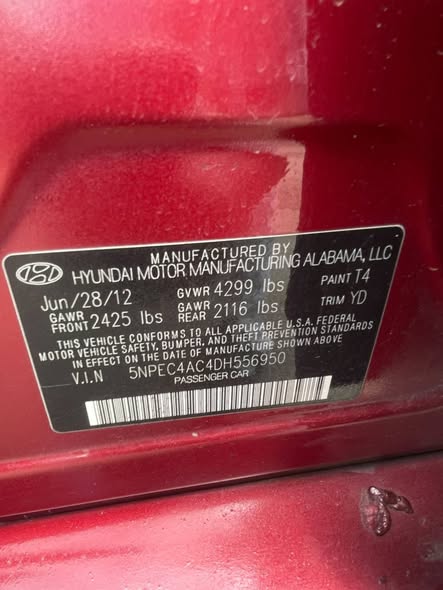 A picture of NEATLY USED HYUNDAI SONATA 2013