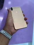 A picture of IPhone XS Max 256gb