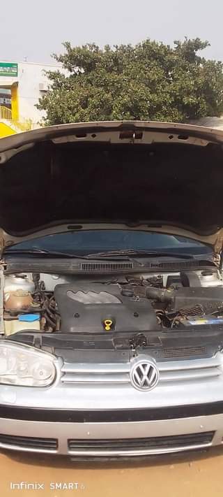 A picture of Volkswagen Golf 4