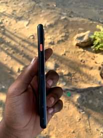 A picture of GOOGLE PIXEL 4 PLAIN