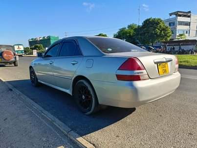 A picture of Toyota mark11 grande