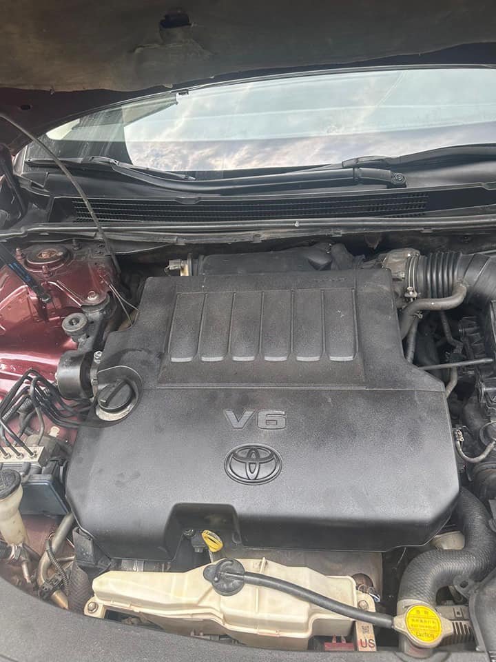 A picture of Toyota avalon