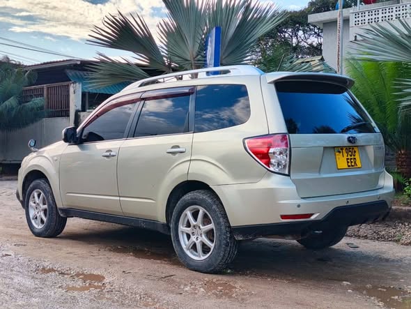 A picture of subaru forester