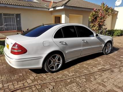 classifieds/cars mercedes