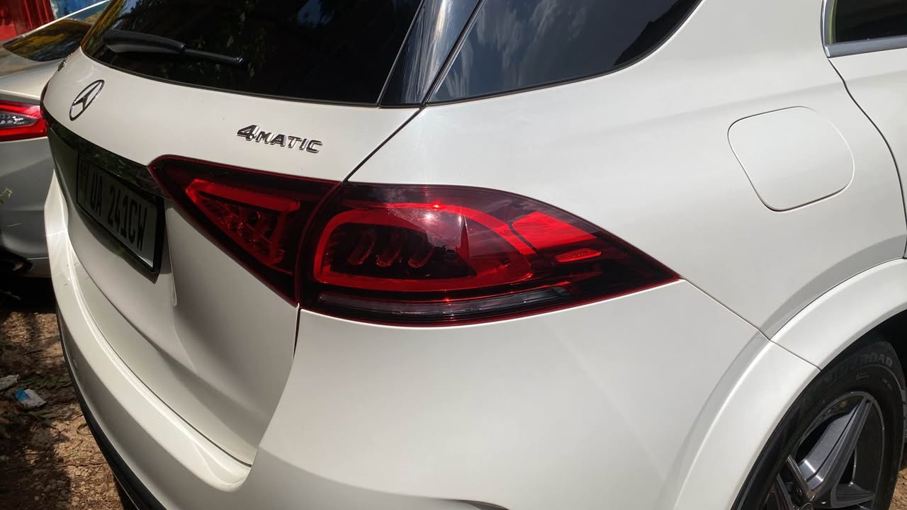 A picture of MERCEDES BENZ GLE 2023