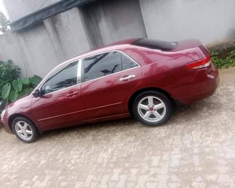 A picture of Engine Interior Gear box Body AC has leakage Buy and