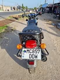 A picture of Tvs cc 125 imenyooka sana