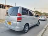 A picture of TOYOTA NOAH