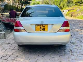 A picture of TOYOTA GRAND MARK II