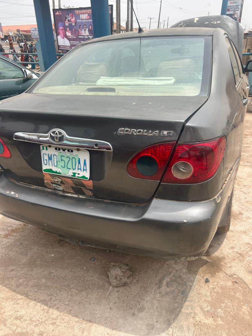 A picture of Toyota Corolla 07 bbdddddzcvhyyttt