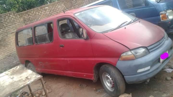 used toyota hiace