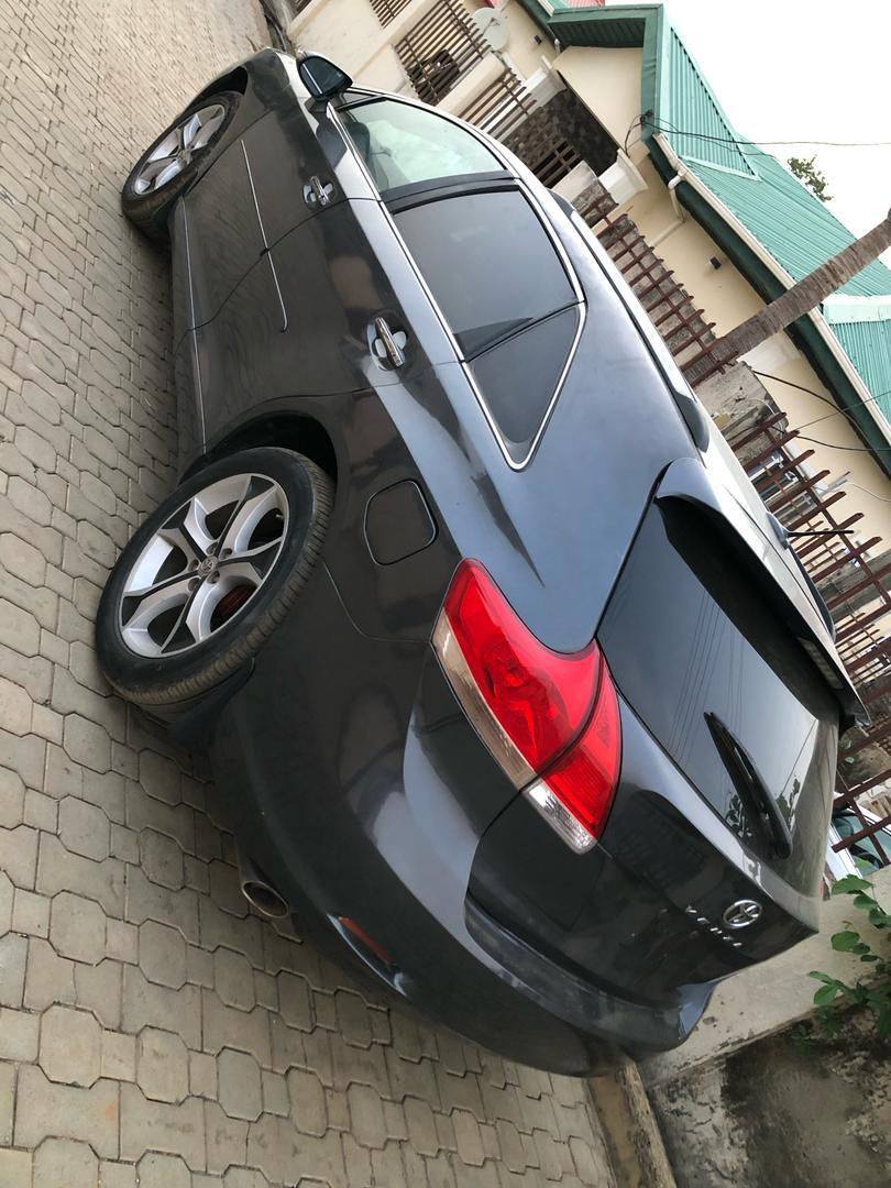 A picture of Toyota Venza 2013