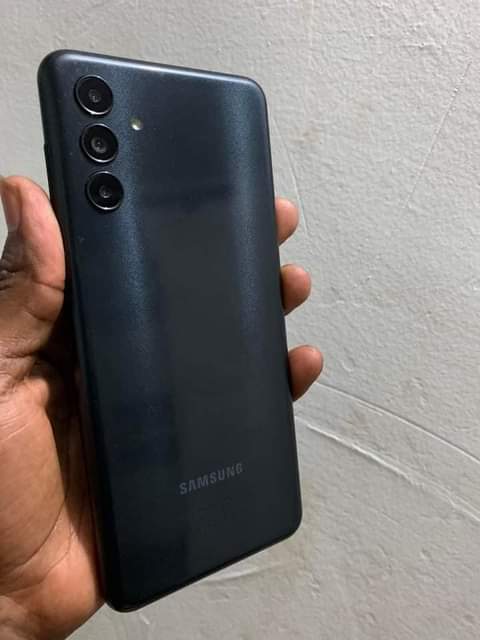 A picture of SAMSUNG GALAXY A04s BADO MPYA