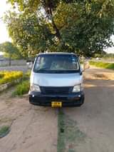 used nissan caravan