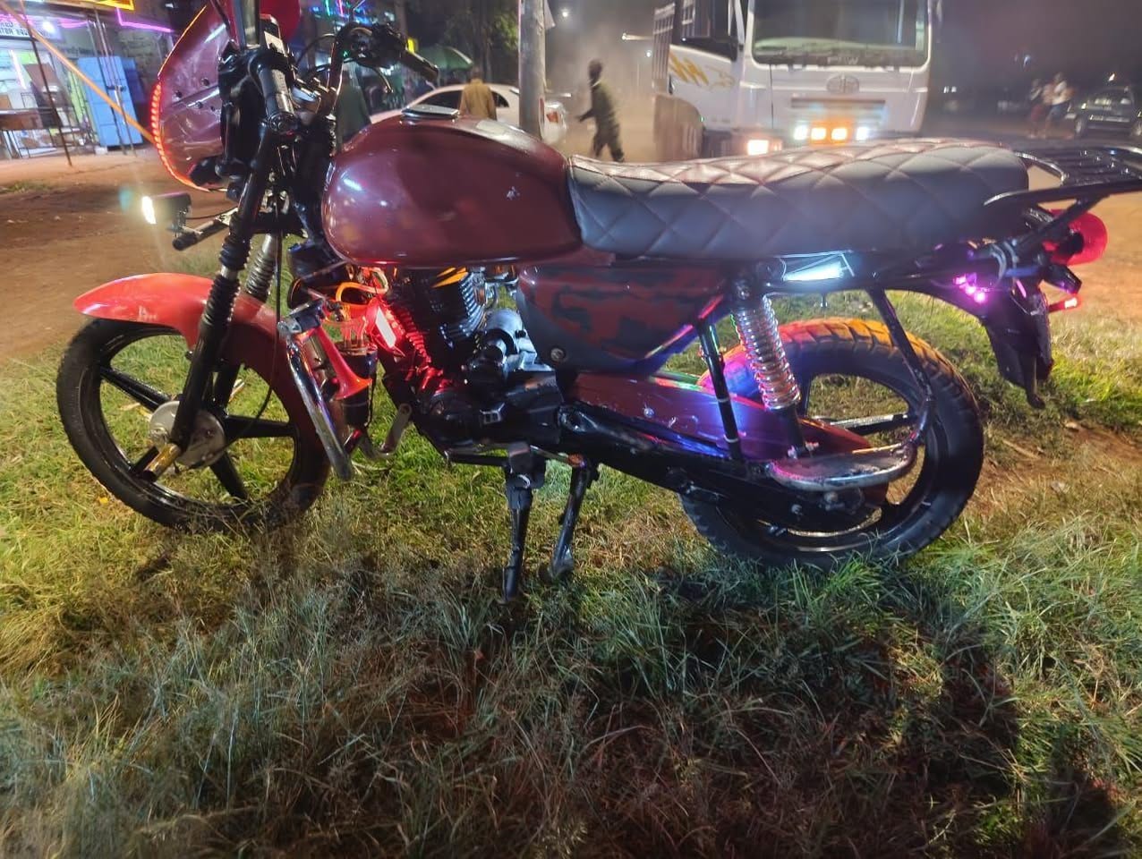 bajaj boxer