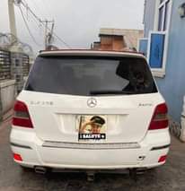 A picture of 2010 Benz 2010 Sedan