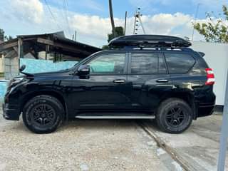 A picture of 2016 TOYOTA LANDCRUISER PRADO TXL GDJ150
