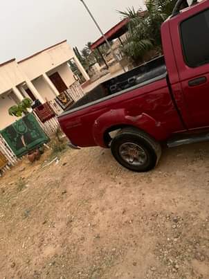 A picture of Nissan frontier for