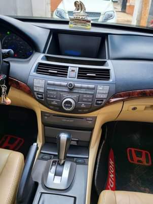 A picture of Honda Crosstour