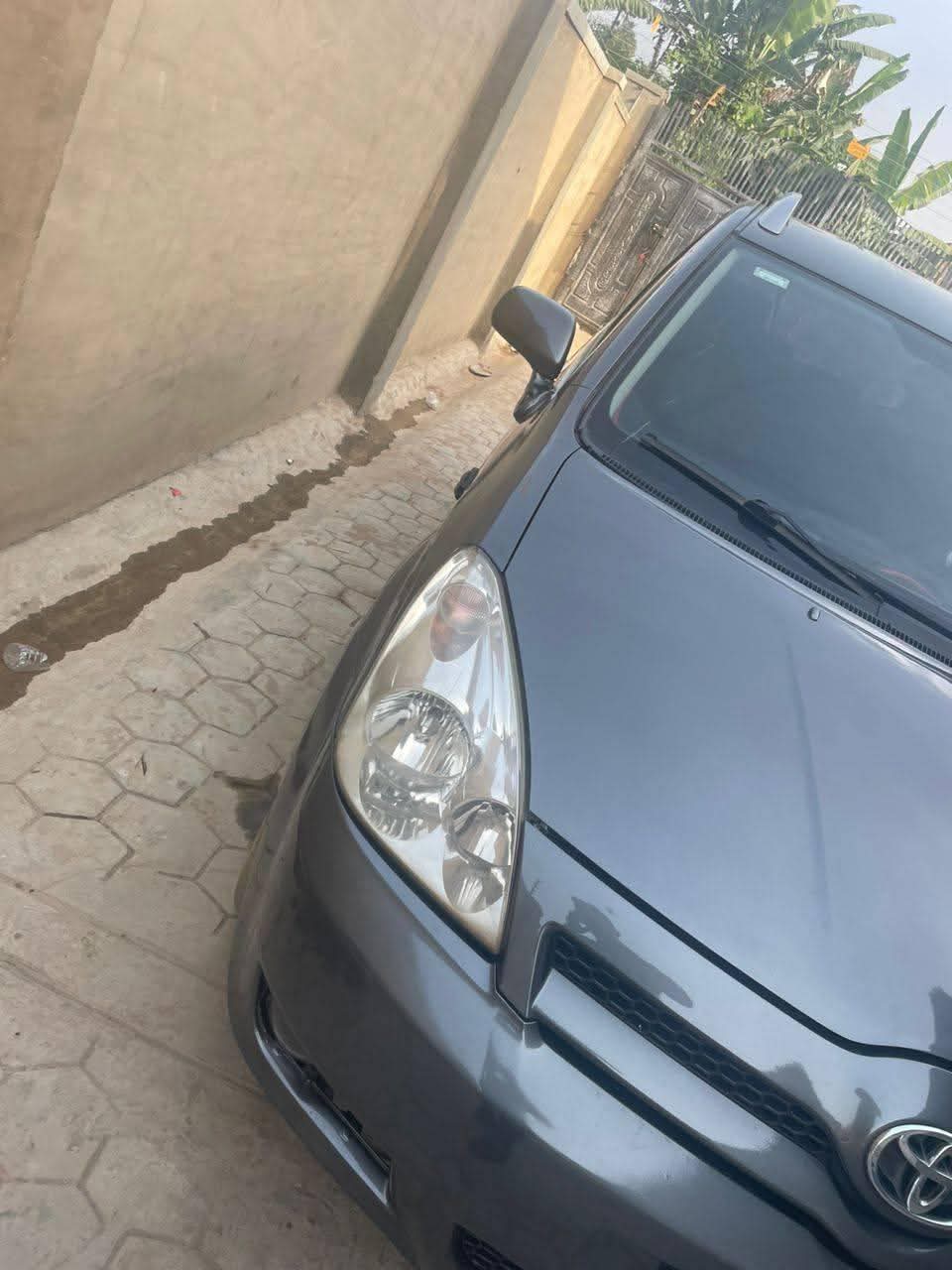 A picture of Toyota Corolla Verso Automatic